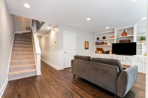 $1,100,000 | 1820 North Dayton Street, Unit B, Chicago, IL 60614