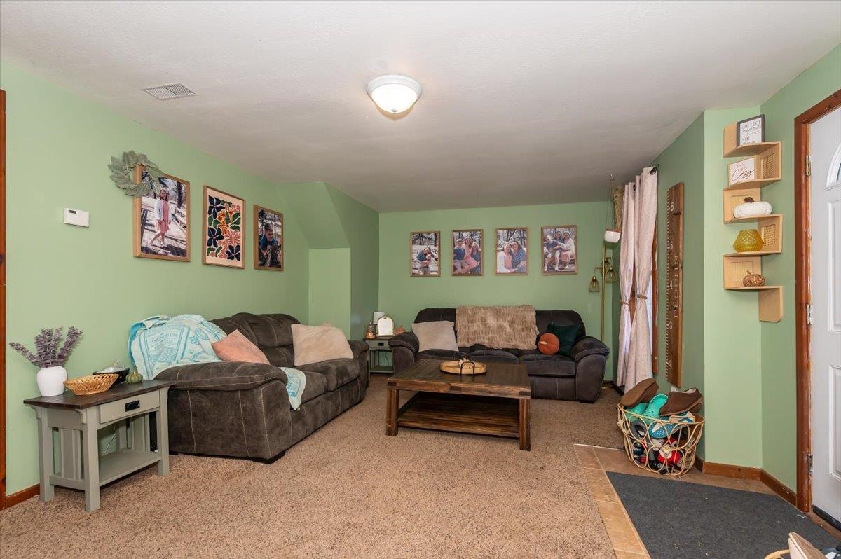 1807 Baxter Avenue Superior, WI 54880 - Photo 3 of 19