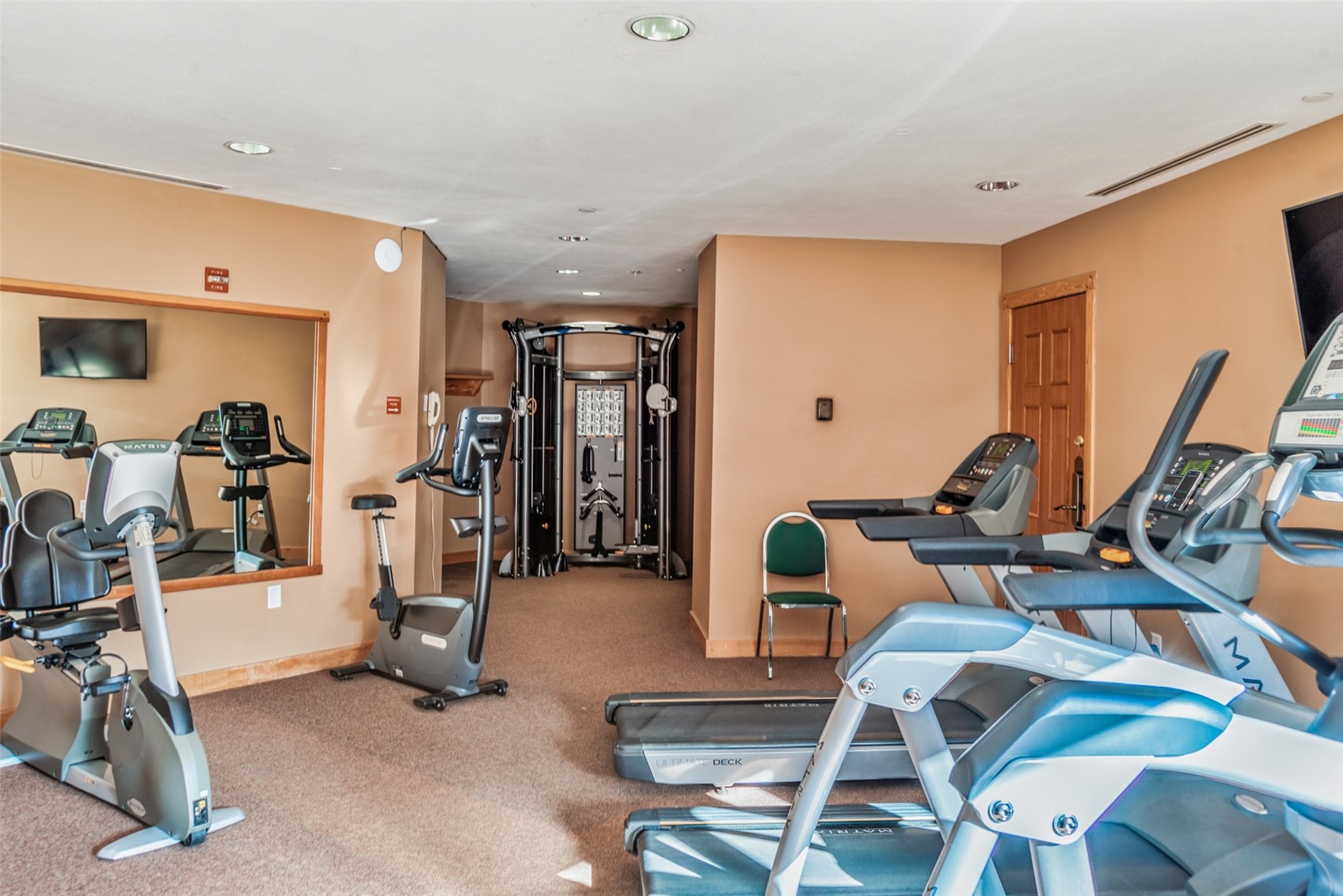 910 Copper Road, Unit 406 Frisco, CO 80443 - Photo 32 of 37 Gallery Image 32
