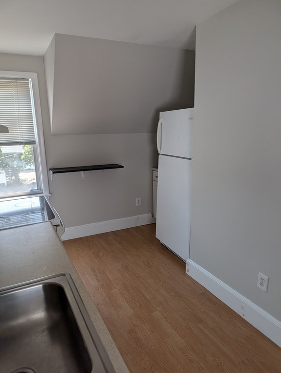 644 Pine Street Manchester, NH 03104 - Photo 30 of 32