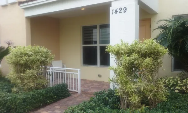$3,399 | 1429 Northwest 48th Street, Boca Raton, FL 33431