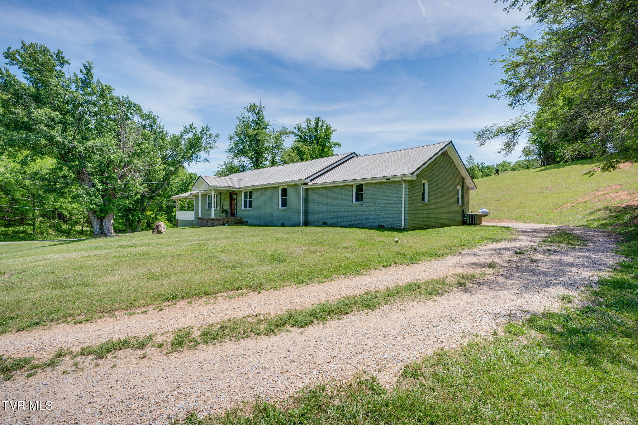 243 Judge Ben Allen Road Elizabethton, TN 37643 - Photo 43 of 58 003