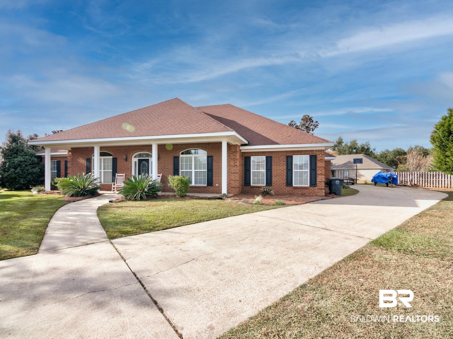 312 St Charles Court Fairhope, AL 36532 - Photo 5 of 45 Long Driveway