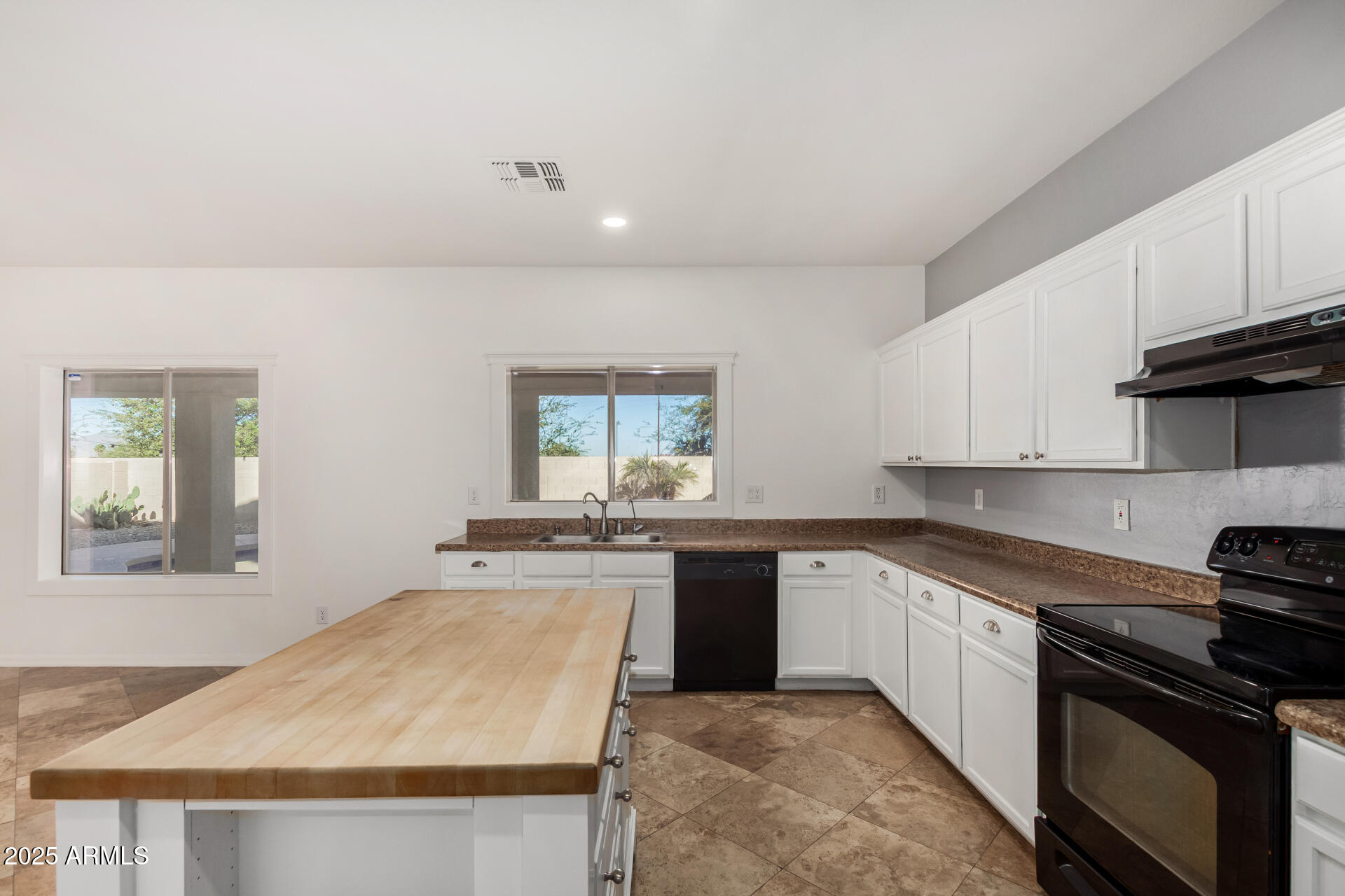 42978 West Magnolia Road Maricopa, AZ 85138 - Photo 18 of 43 18 - Magnolia