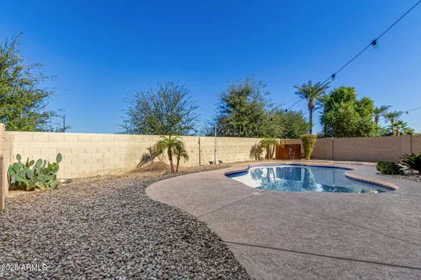 $450,000 | 42978 West Magnolia Road, Maricopa, AZ 85138