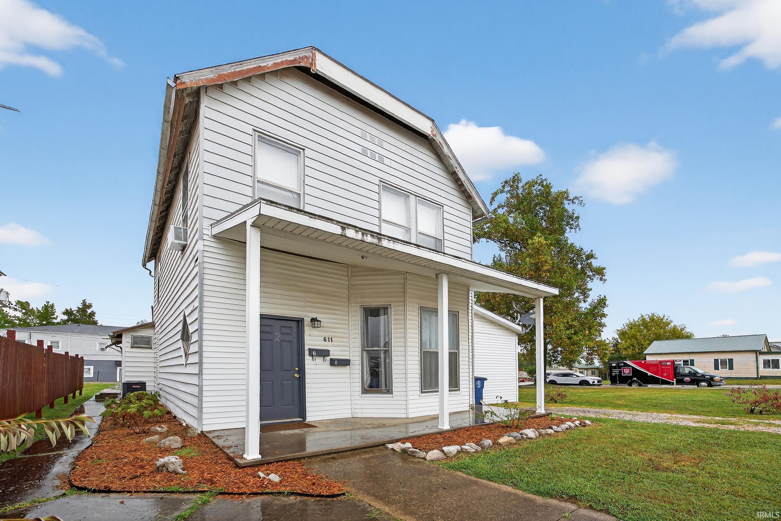 611 West Warren Street Mitchell, IN 47446 - Photo 2 of 36