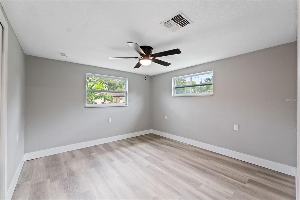 8030 Gulf Way Hudson, FL 34667 - Photo 18 of 34