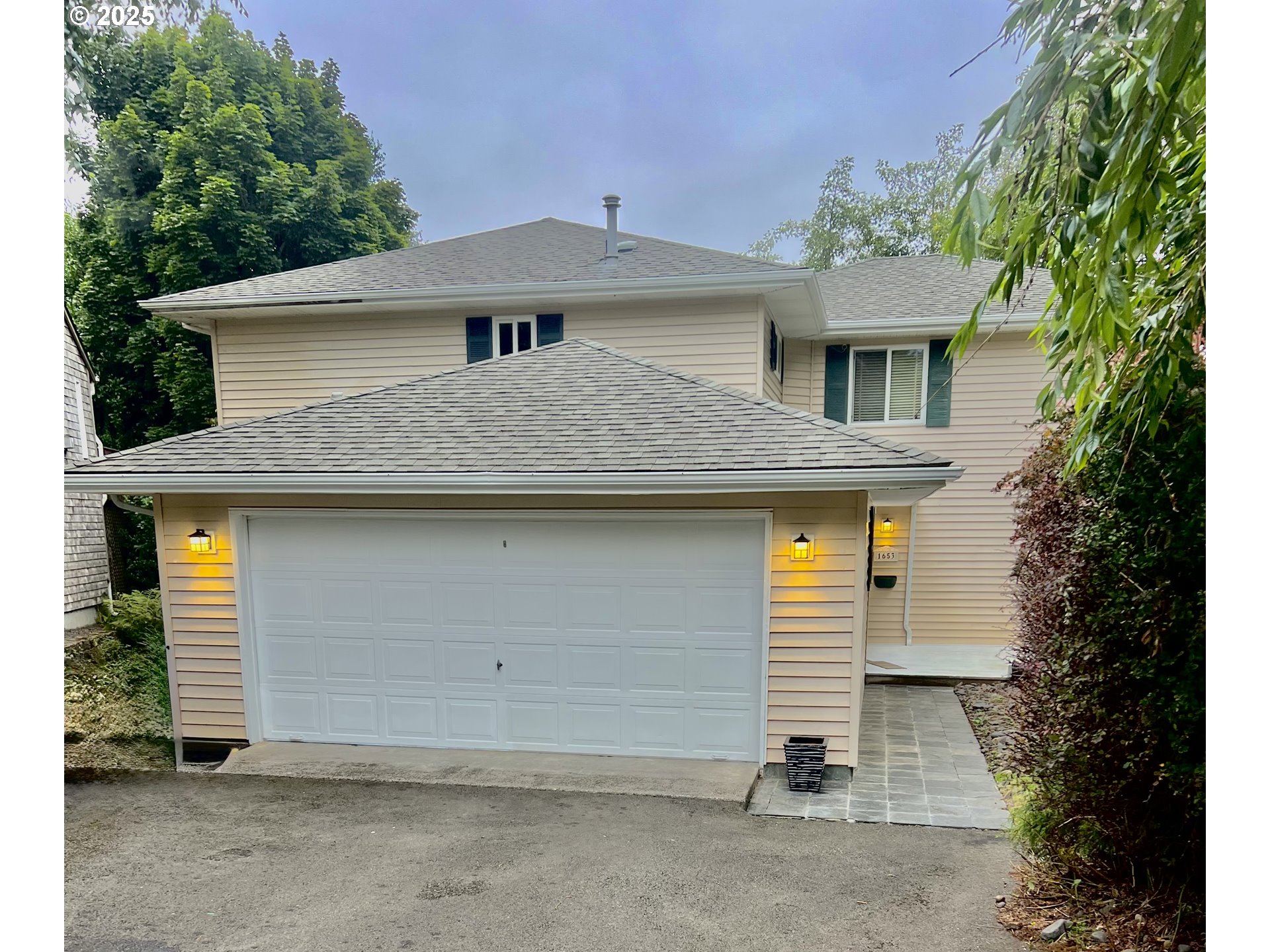 1653 Lea Way Seaside, OR 97138 - Photo 2 of 26