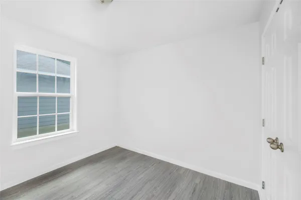 $1,550 | 632 Luke Street, Unit B, Dayton, TX 77535