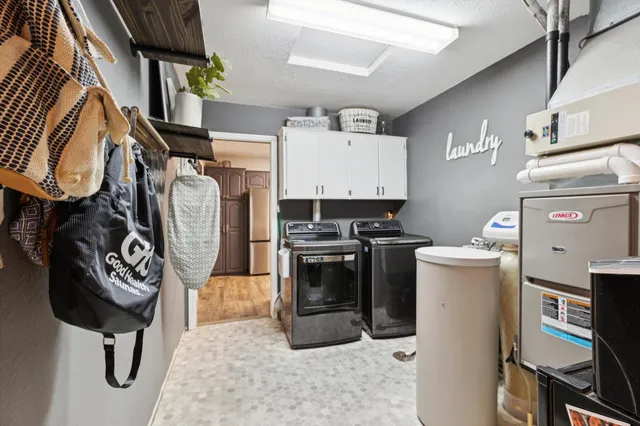 $238,900 | 609 East Welco Drive, Montgomery, MN 56069