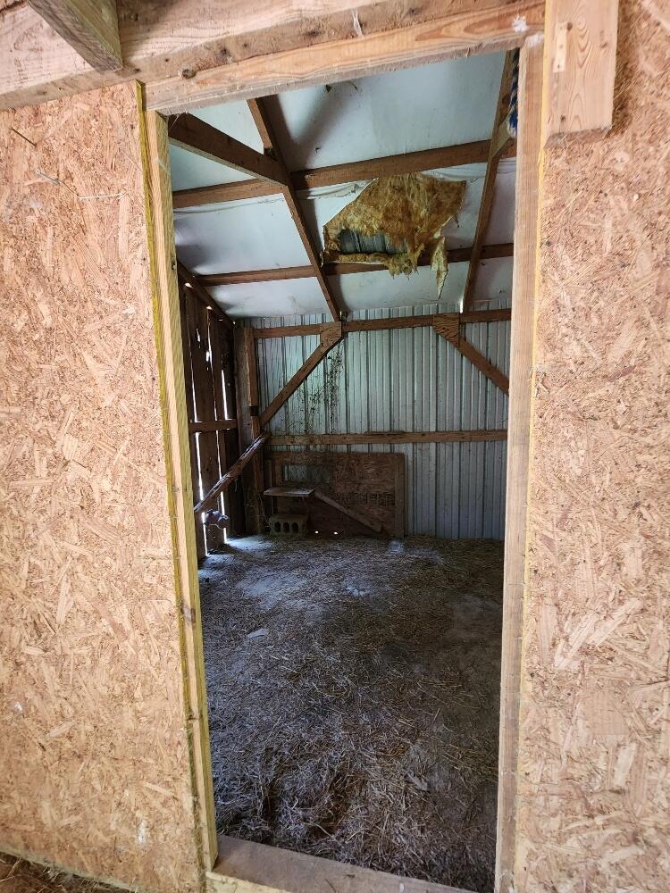 399 Coomer Road Burnside, KY 42519 - Photo 39 of 65 barn