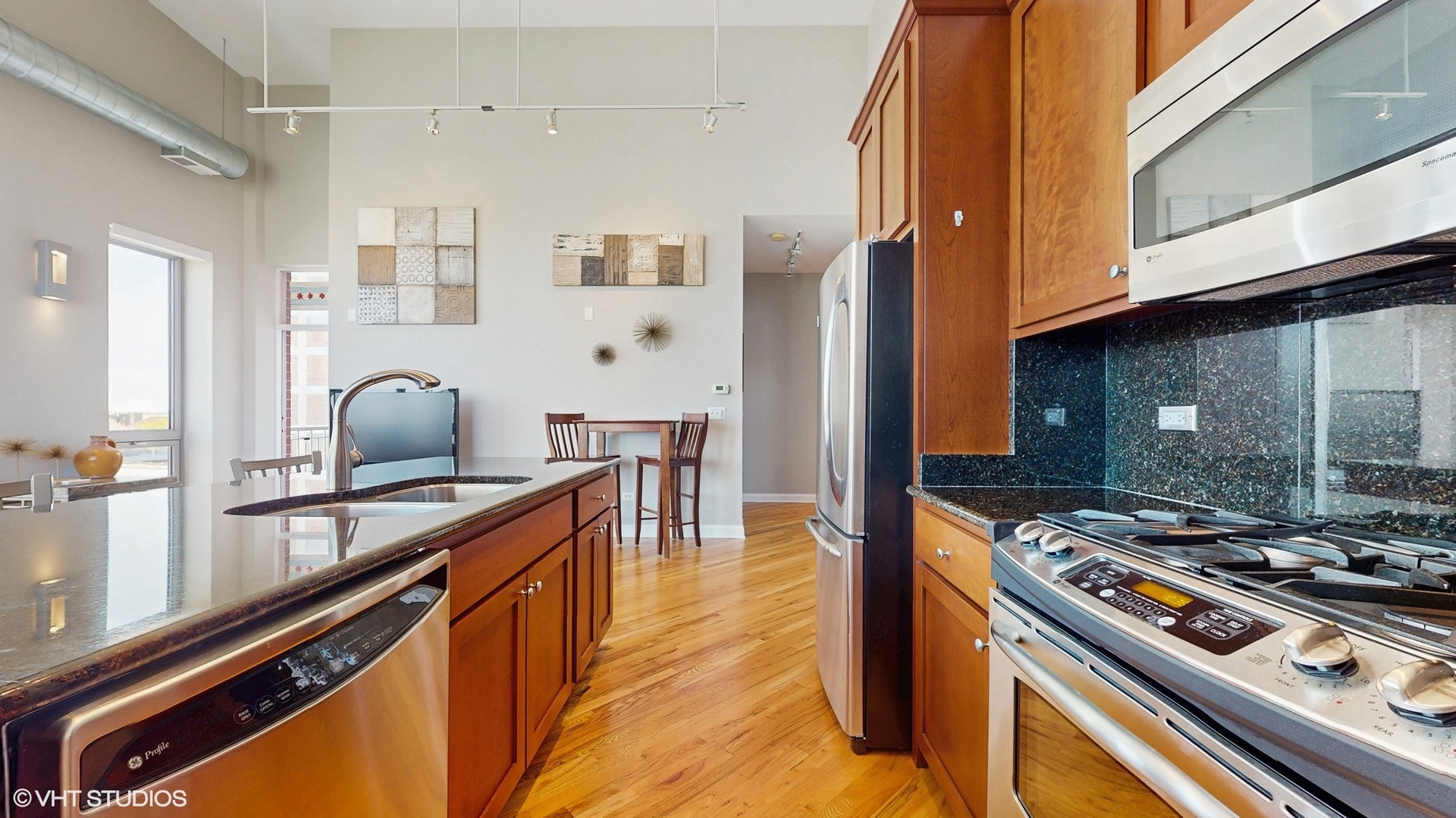 2025 South Indiana Avenue, Unit 503 Chicago, IL 60616 - Photo 5 of 12