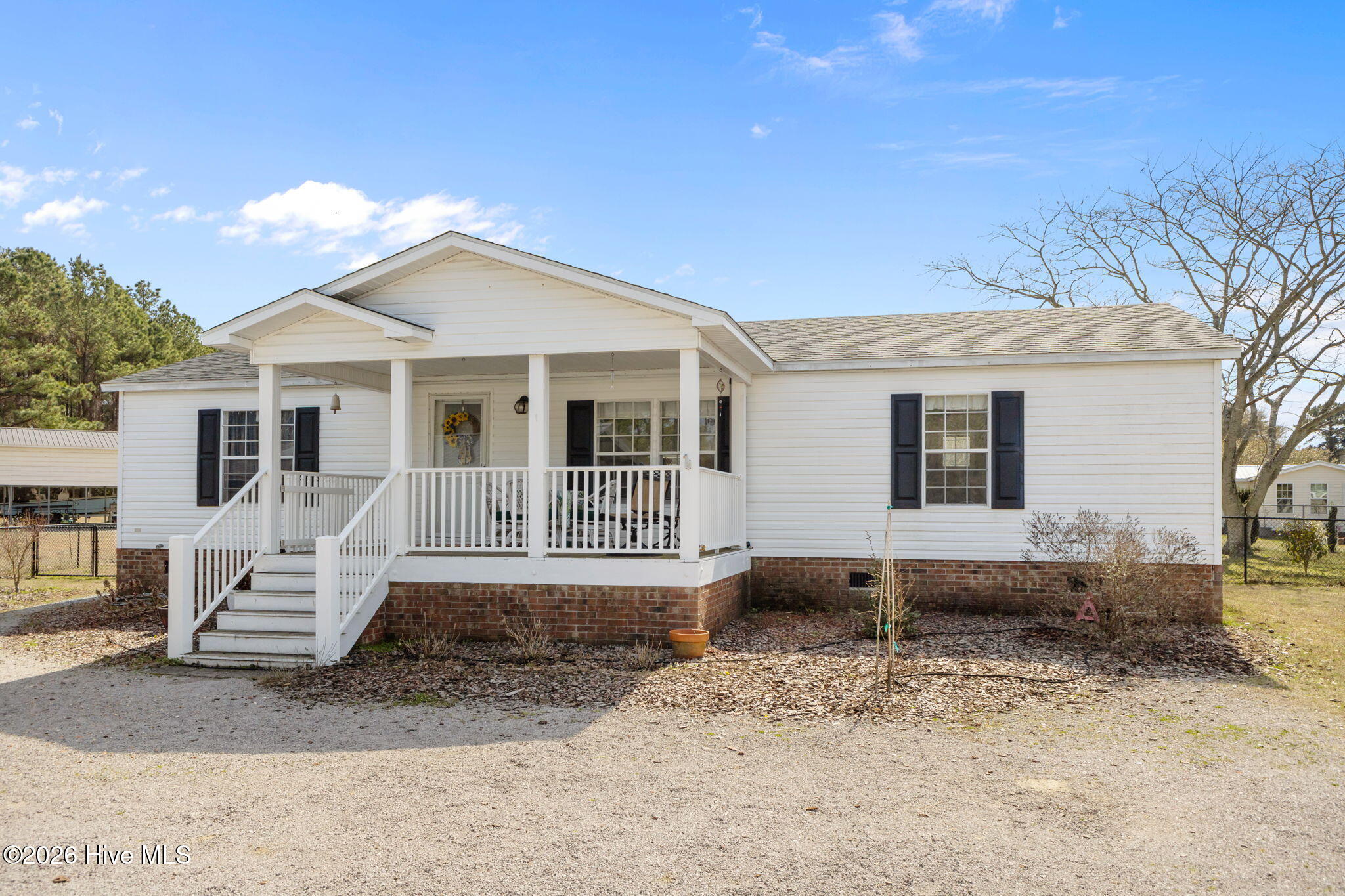 106 Bay Harbor Court Cedar Point, NC 28584 - Photo 3 of 44 3-web-or-mls-1S3A9862