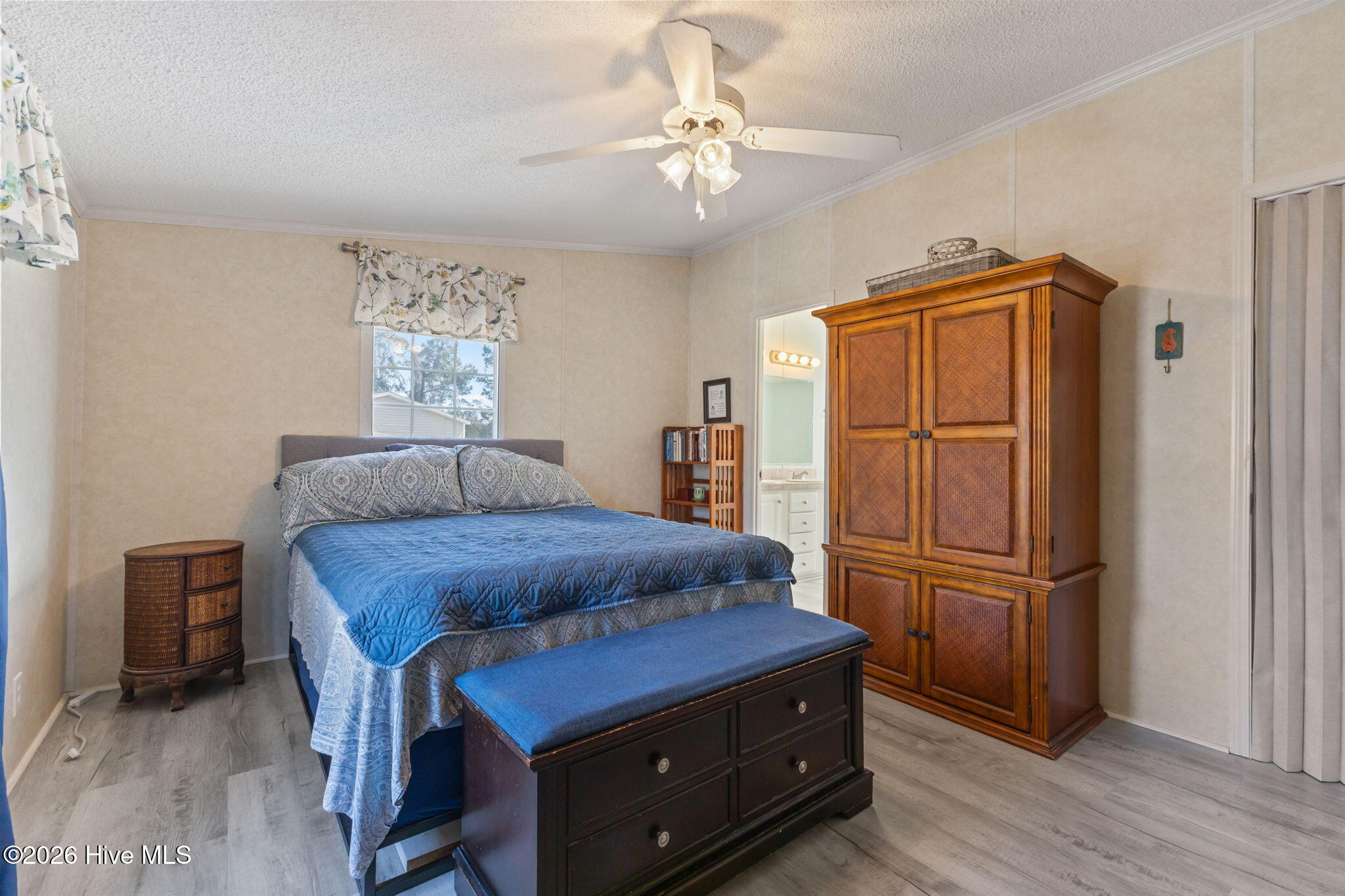 106 Bay Harbor Court Cedar Point, NC 28584 - Photo 4 of 44 4-web-or-mls-1S3A9722