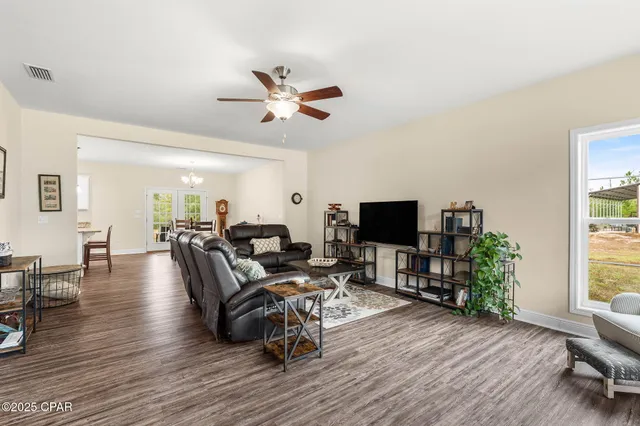 $750,000 | 2555 East Highway 388, Panama City, FL 32409