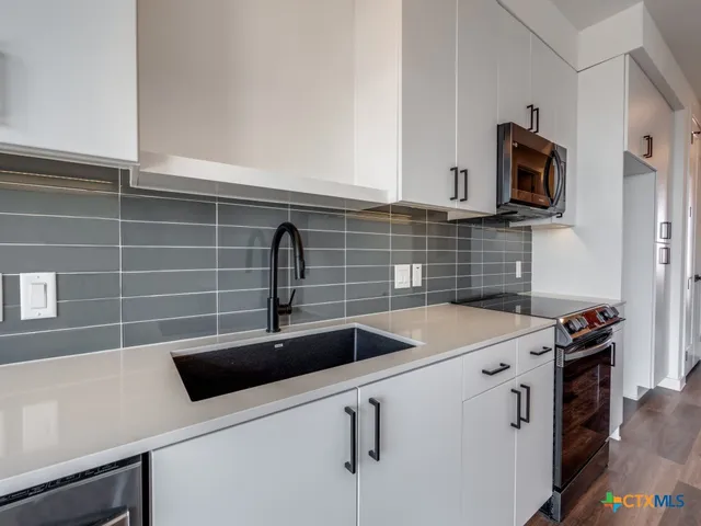 $299,000 | 2165 Gabriels Place, Unit 1312, New Braunfels, TX 78130