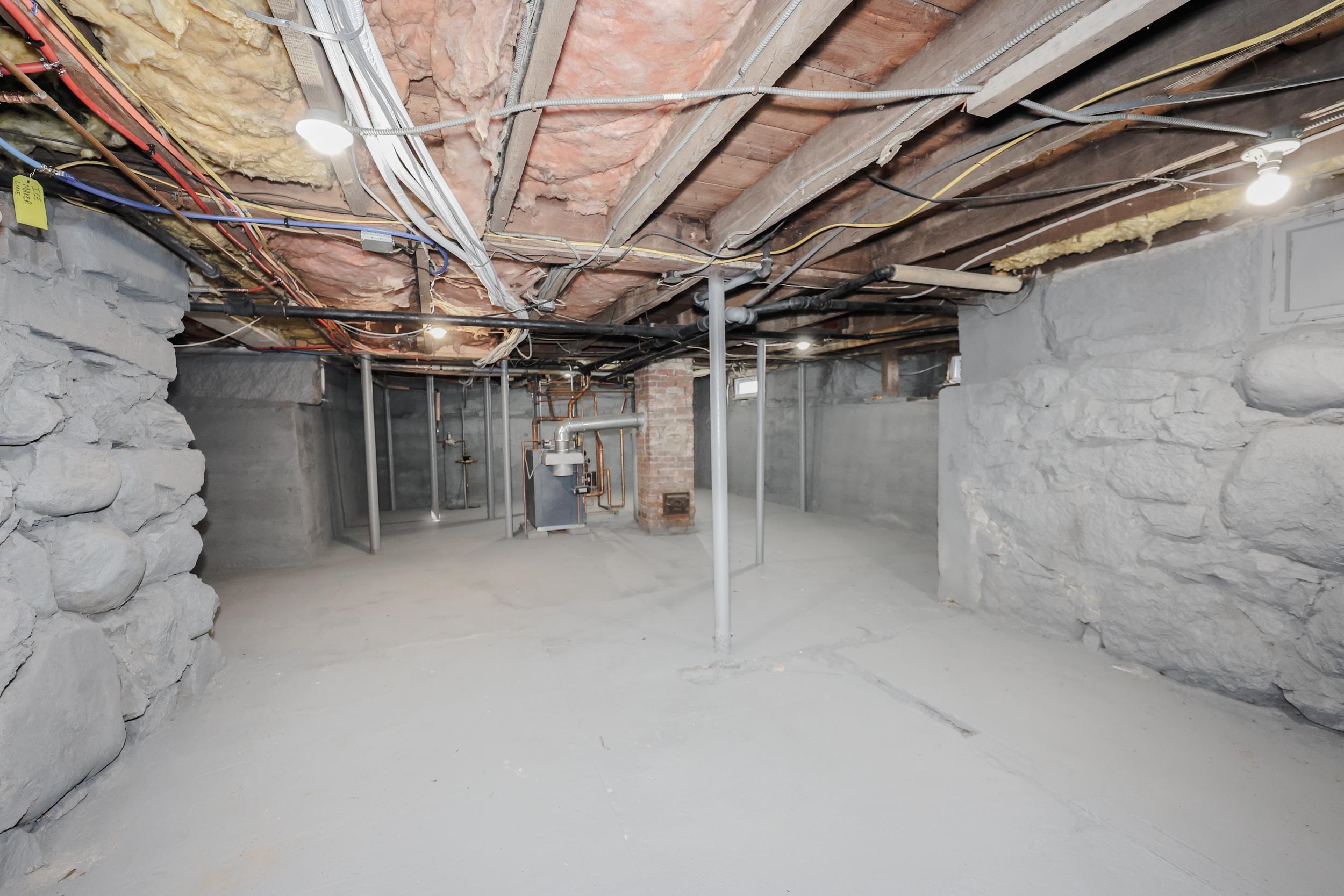 91 Appleton Street Manchester, NH 03104 - Photo 39 of 40 Gallery Image 39