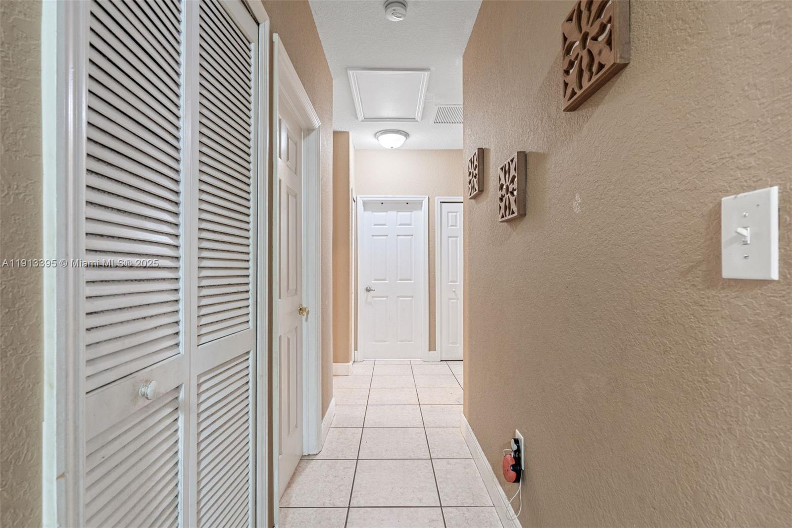 211 Southwest 15th Terrace Homestead, FL 33030 - Photo 14 of 26