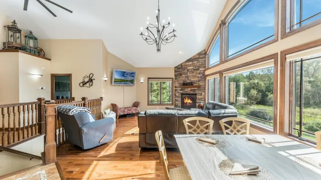 $959,000 | 3191 Crestwood Drive Northeast, Alexandria, MN 56308