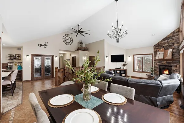 $959,000 | 3191 Crestwood Drive Northeast, Alexandria, MN 56308