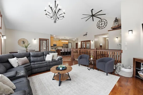 $959,000 | 3191 Crestwood Drive Northeast, Alexandria, MN 56308