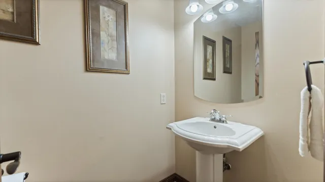 $959,000 | 3191 Crestwood Drive Northeast, Alexandria, MN 56308