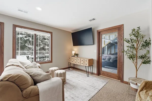 $959,000 | 3191 Crestwood Drive Northeast, Alexandria, MN 56308