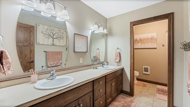 $959,000 | 3191 Crestwood Drive Northeast, Alexandria, MN 56308