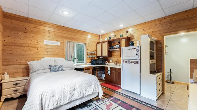 $959,000 | 3191 Crestwood Drive Northeast, Alexandria, MN 56308