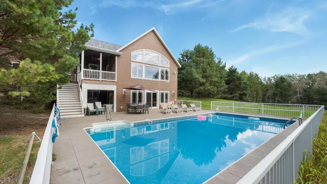 $959,000 | 3191 Crestwood Drive Northeast, Alexandria, MN 56308