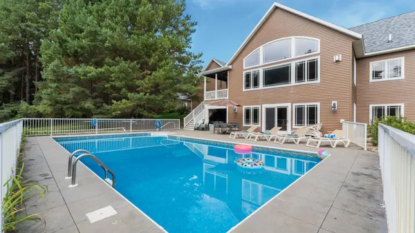 $959,000 | 3191 Crestwood Drive Northeast, Alexandria, MN 56308