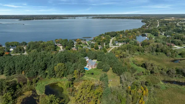 $959,000 | 3191 Crestwood Drive Northeast, Alexandria, MN 56308