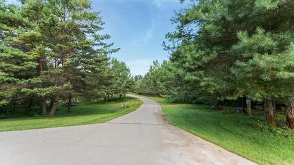 $959,000 | 3191 Crestwood Drive Northeast, Alexandria, MN 56308