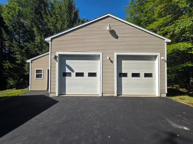 $399,999 | 881 River Road, Livermore, ME 04253