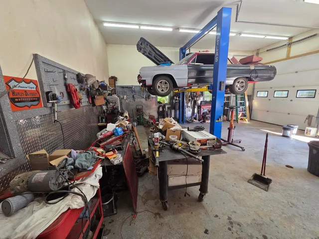 $399,999 | 881 River Road, Livermore, ME 04253