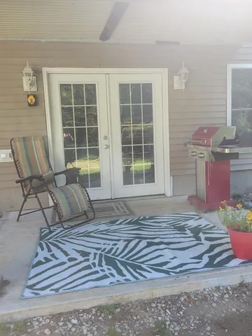 $399,999 | 881 River Road, Livermore, ME 04253