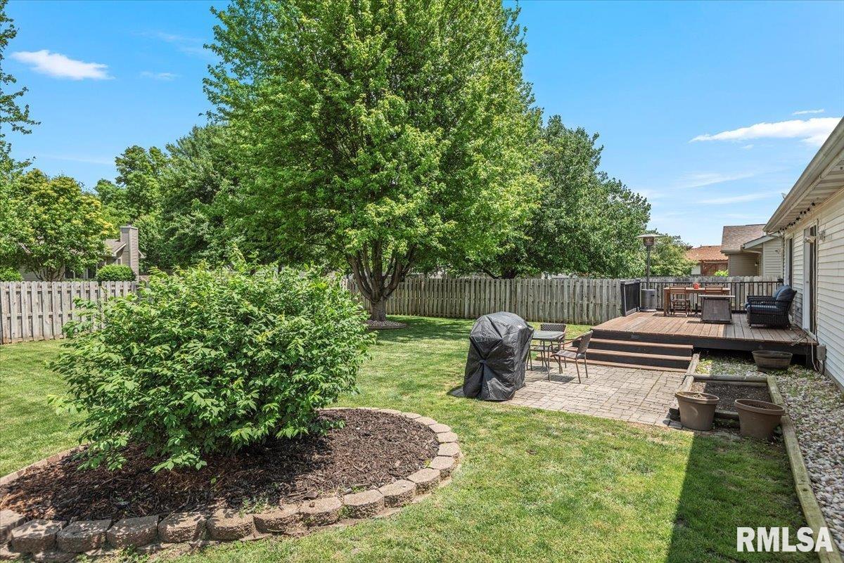 1215 Christopher Lane Springfield, IL 62712 - Photo 27 of 32