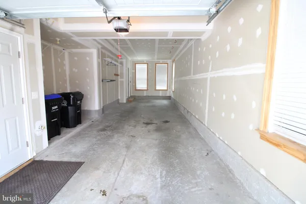 $3,897 | 3086 Waterloo Lane, Fairfax, VA 22031