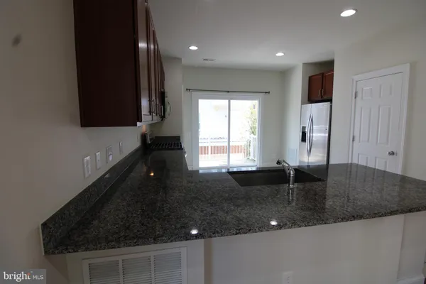 $3,897 | 3086 Waterloo Lane, Fairfax, VA 22031