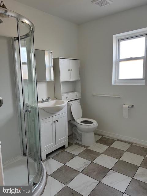 2800 Centreville Road, Unit 3 Herndon, VA 20171 - Photo 36 of 41 Apt F bathroom