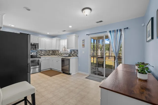 $540,000 | 1130 Peninsula Cove Drive, Charleston, SC 29492