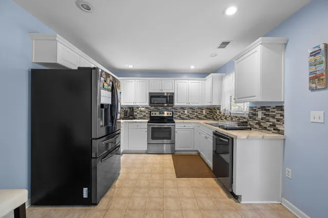 $540,000 | 1130 Peninsula Cove Drive, Charleston, SC 29492