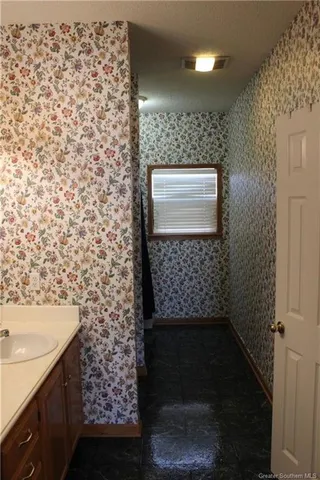 $399,900 | 156 West Harbor Drive, Lake Charles, LA 70607