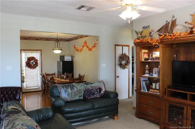 $399,900 | 156 West Harbor Drive, Lake Charles, LA 70607