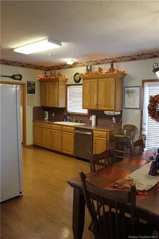 $399,900 | 156 West Harbor Drive, Lake Charles, LA 70607