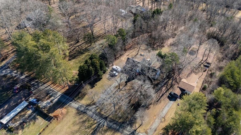 555 Jackson Road Mount Airy, NC 27030 - Photo 9 of 43 Gallery Image 9