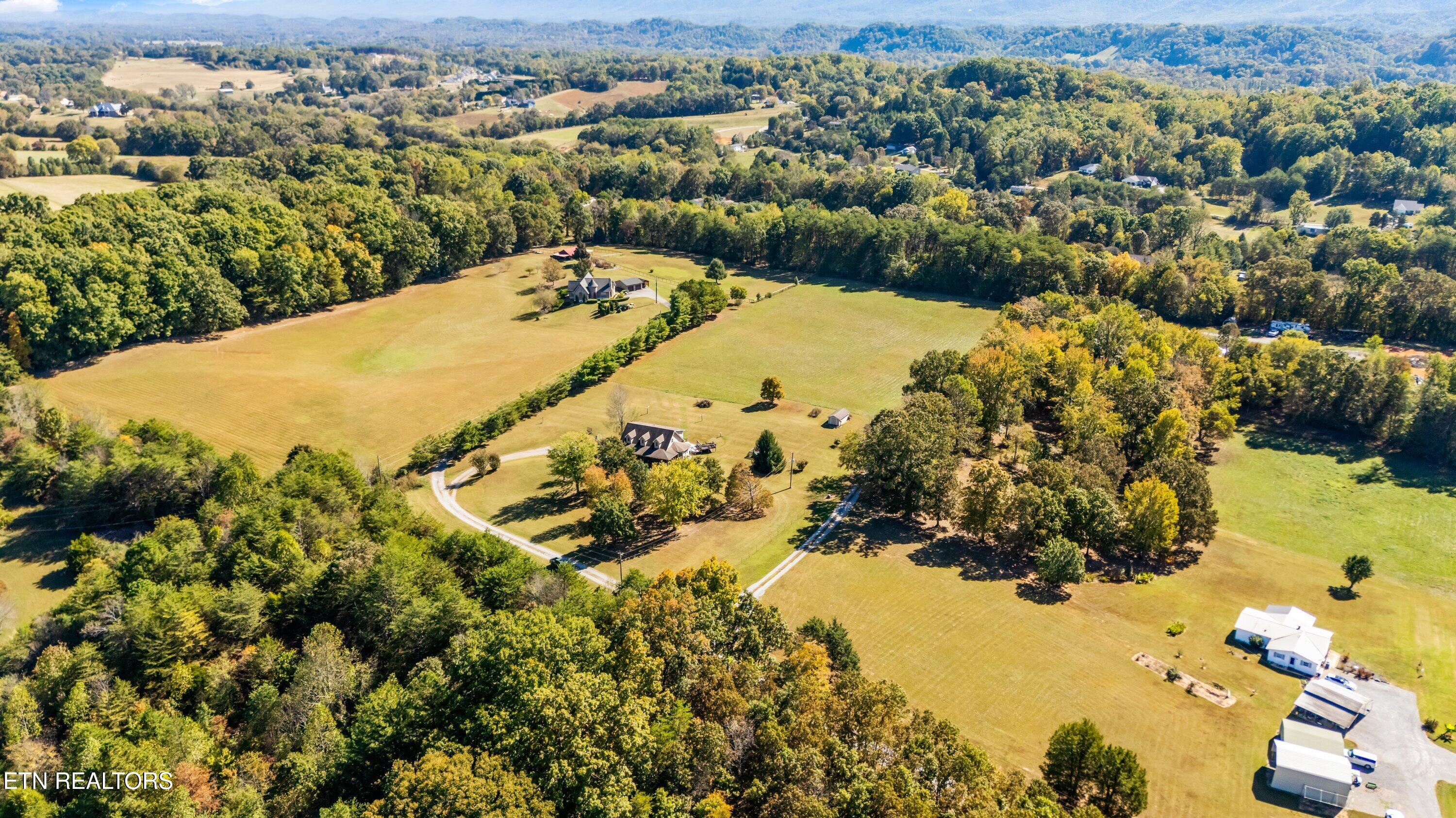 1130 Thompson Bridge Road Maryville, TN 37801 - Photo 35 of 41 1130 Thompson Bridge Rd 34 (1)