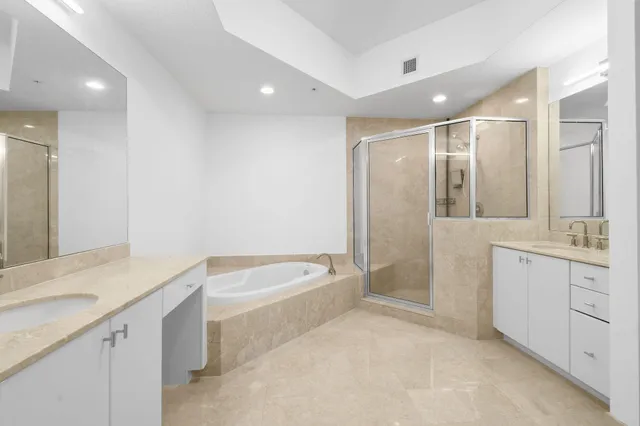 $9,750 | 701 South Olive Avenue, Unit 818, West Palm Beach, FL 33401