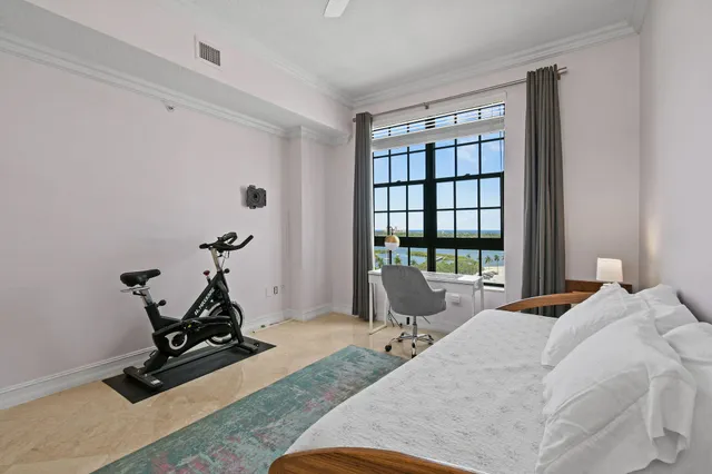 $9,750 | 701 South Olive Avenue, Unit 818, West Palm Beach, FL 33401