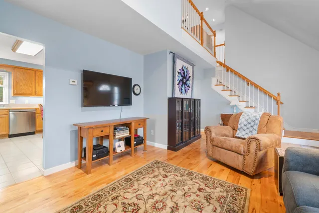 $519,500 | 286 Londonderry Turnpike, Unit A, Hooksett, NH 03106